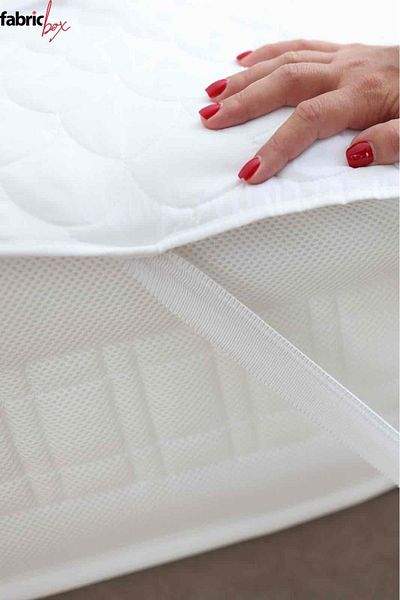 Fabric Box 100% bumbac matlasat 90 x 190 cm Saltea rezistenta la lichide 4 colturi elastic
