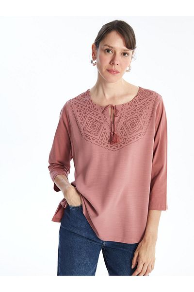 LC Waikiki Damenbluse mit Krawattenkragen und Stickerei
