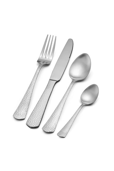 MIKASA MKCUTBROAD16PC طقم أدوات مائدة من الفولاذ المقاوم للصدأ مكون من 16 قطعة