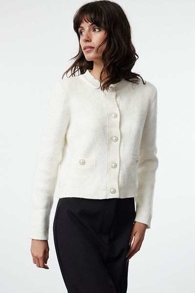 Trendyol Collection Soft Textured Ecru Knitwear Crop Cardigan - TWOAW25HI00021