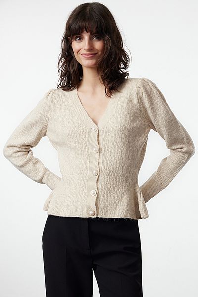 Trendyol Collection Πλεκτή ζακέτα σε μπεζ Flounced - TWOAW25HI00165