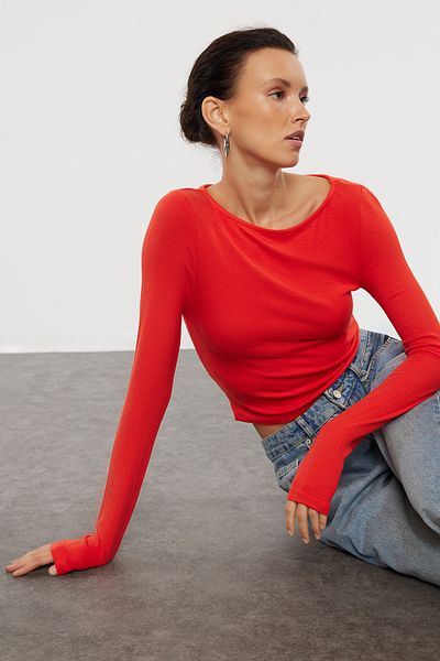 Trendyol Collection Csónaknyakú piros karcsú kötött blúz - normál szabású TWOAW25BZ00011