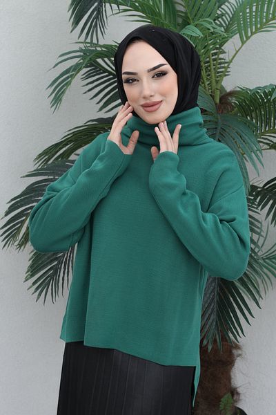 İmajButik سترة تريكو نسائية باللون الأخضر الزمردي برقبة واسعة من الأمام وقصيرة من الخلف وطويلة