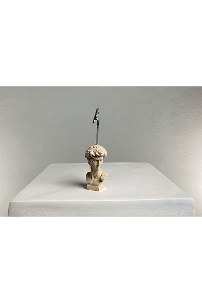 Melouro Cream Colored David Sculpture Note Holder