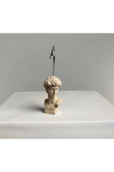 Melouro Cream Colored David Sculpture Note Holder