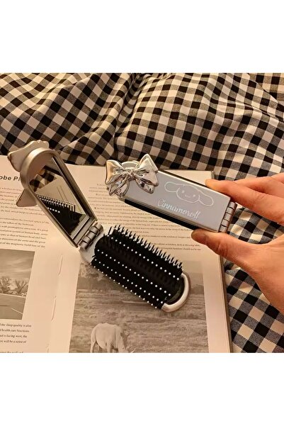 synshop Sanrio Kuromi Cinnamoroll Hello Kitty Pochacco - Πτυσσόμενη βούρτσα μαλλιών με καρφίτσα με καθρέφτη