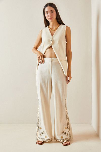 XHAN Beige Embroidered Wide Leg Linen Trousers 5Yxk5-48875-25