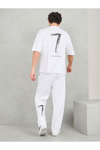Styli Back Contrast 7 Print Oversized T-shirt and Open Hem Jogger Interlock Co-ords