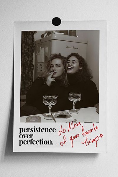 Taranist Χάρτινη αφίσα - Pinterest Girl Best Friends Polaroid Girlfriends Girls Night