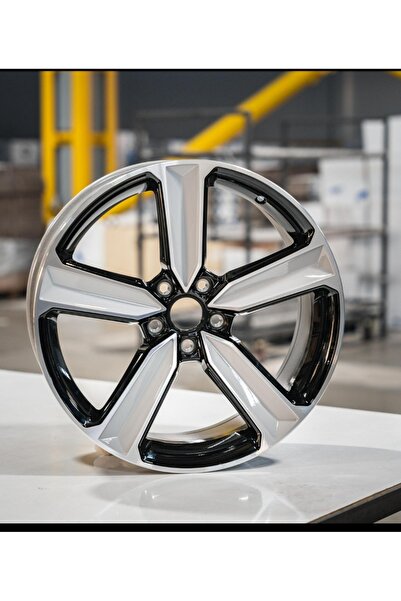 STW 8X18 5X112 BABAYAGA JANT TAKIMI