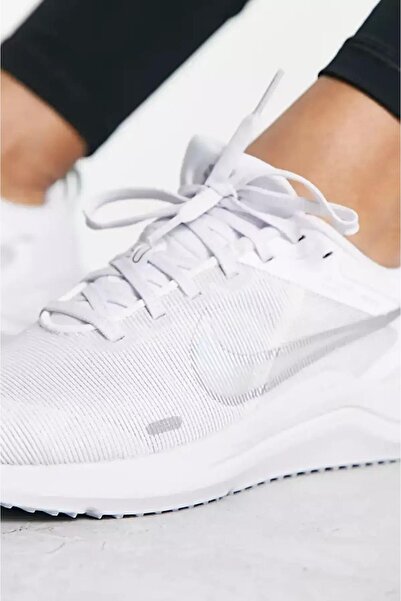 Nike Downshifter 12 Running Beyaz Kadın Koşu & Antreman Ayakkabısı (BİR NUMARA BÜYÜK ALMANIZI ÖNERİRİZ)