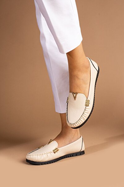 AGACE أحذية باليرينا بإبزيم على شكل حرف V للسيدات