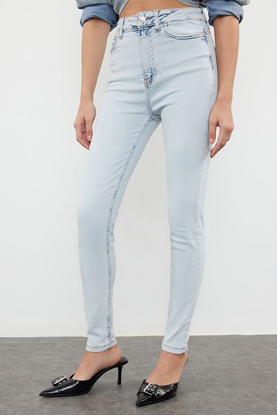 Trendyol Collection Blugi skinny din lycra cu talie înaltă albastru deschis premium - TWOAW25JE00001