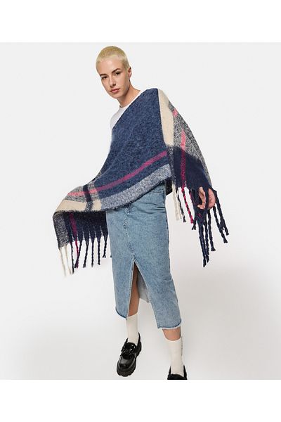 Twist Plaid Patterned Panco