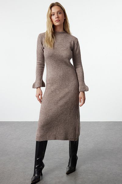 Trendyol Collection Πλεκτό Φόρεμα Midi Boucle - Mink, TWOAW25EL00049