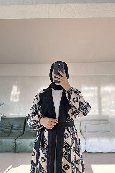 Sawosh Black Flower Pattern Double Breasted Belted Cap White