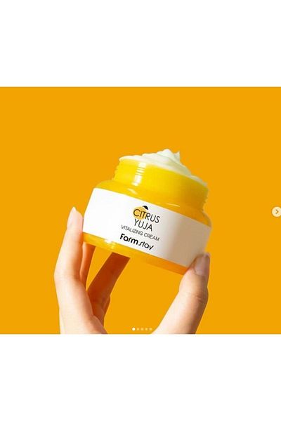 Farmstay FARM STAY CITRUS YUJA VITALIZING CREAM 100 g - Crema de fata racoritoare