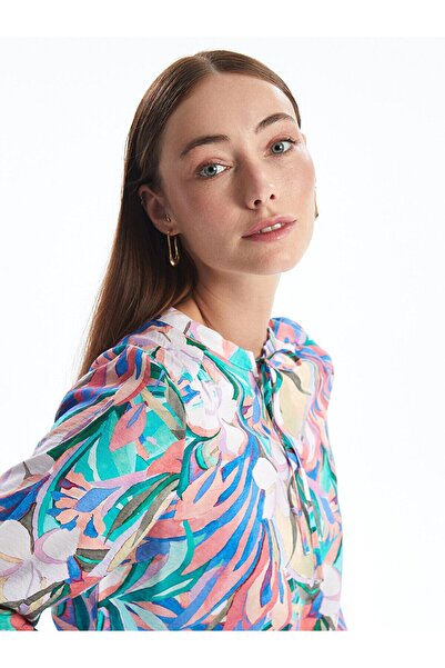 LC Waikiki Hosszú ujjú, virágmintás, túlméretezett női blúz - felköthető gallér