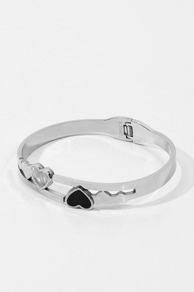 Pikas Stainless Steel Heart Bracelet mODEL1