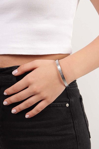 Pikas Stainless Steel Striped Thick Model Handcuff Bracelet Bracelet