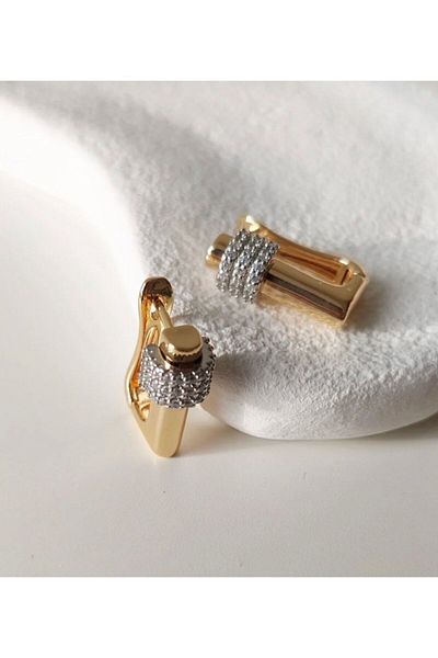 Brillo Serenay Three Rows of Jewelled Earrings DeTail