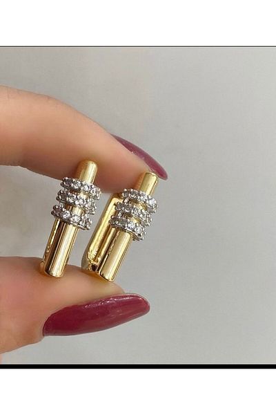 Brillo Serenay Three Rows of Jewelled Earrings DeTail