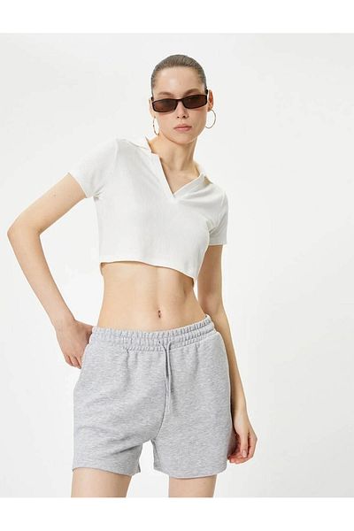 Koton Graue Basic-Shorts mit Schnürung an der Taille und Tasche 4sal40005ık