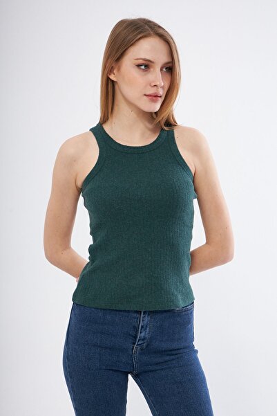 CrazyShopping Γυναικείο καμισόλ με λαιμόκοψη - Αναφορά