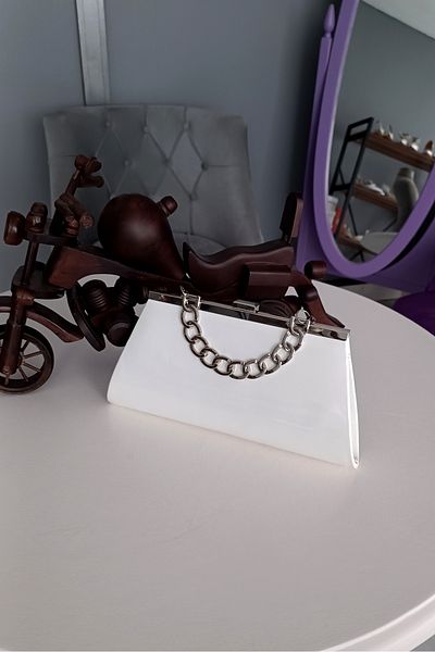 LA CALZATURE Дамска чанта от бяла лачена кожа с широка дръжка - Daily Envelope