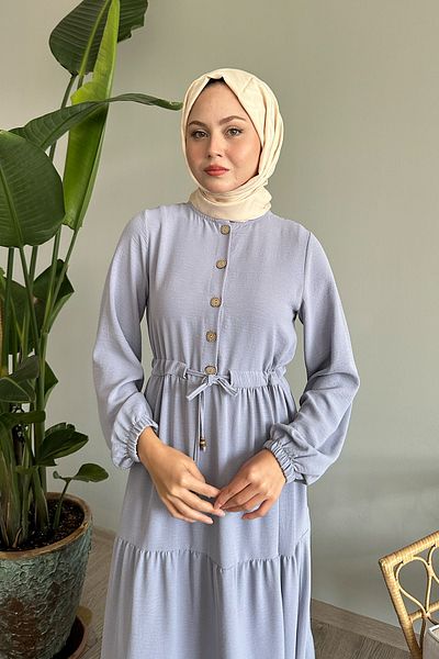 InStyle فستان باميلا رمادي فاتح من Ayrobin - بأزرار