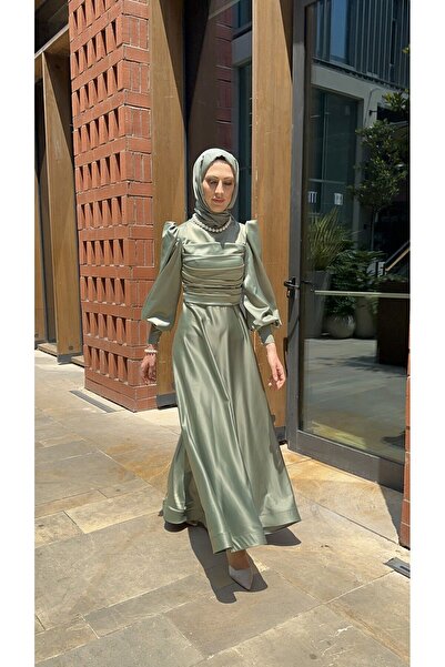 Veçhe Sirius – Saten Drape Detaylı Manşet Düğmeli Abiye Elbise