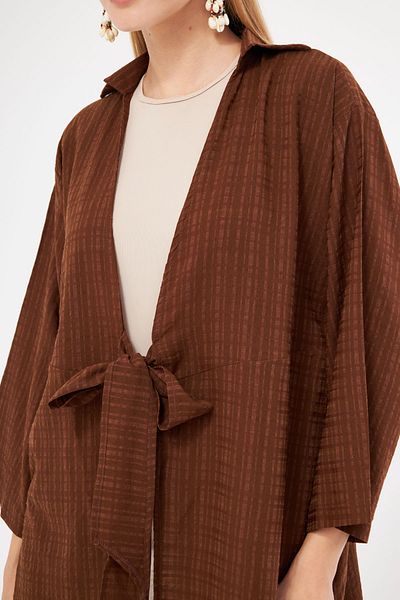 armonika Gestreiftes braunes Kimono-Shirt für Damen – Front Tie, ARM-24Y 001101