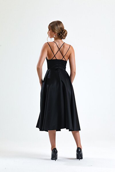 Tangül&Ali'S Moda Evi Askılı Siyah Midi Elbise