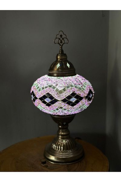 CYL فستان أصلي بنمط الفسيفساء - طاولة ومصباح عاكس الضوء