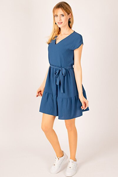 armonika Kadın Indigo V Yaka Beli Kuşaklı Altı Fırfırlı Elbise Arm-23y001003