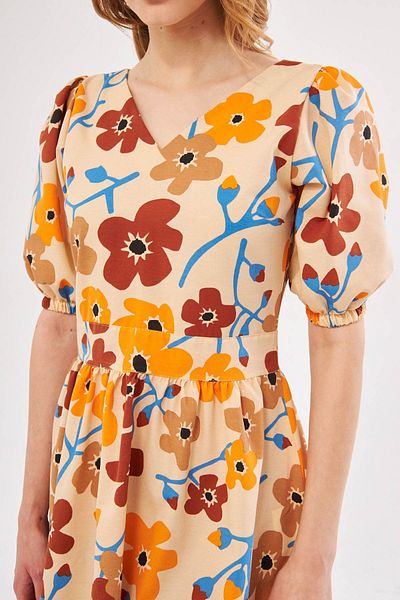 armonika Beiges Minikleid mit V-Ausschnitt, Ballonärmeln, Gürtel, detailliertem Muster, ARM-24Y001016 für Damen