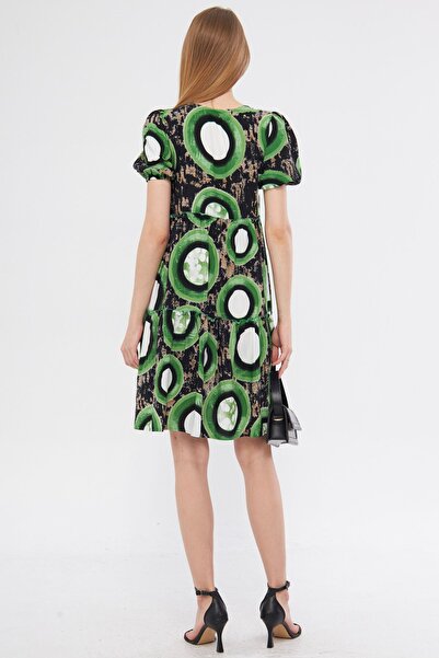 armonika Γυναικείο φόρεμα με βολάν με λαιμόκοψη σε πράσινο φιστίκι - ARM-24Y 001014