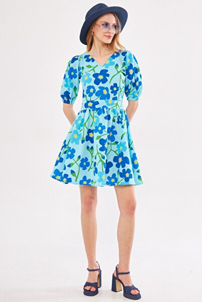 armonika Dámské Baby Blue Přední Zadní Výstřih Balónový Rukáv Pásek Detailní vzorované minišaty ARM-24Y001016