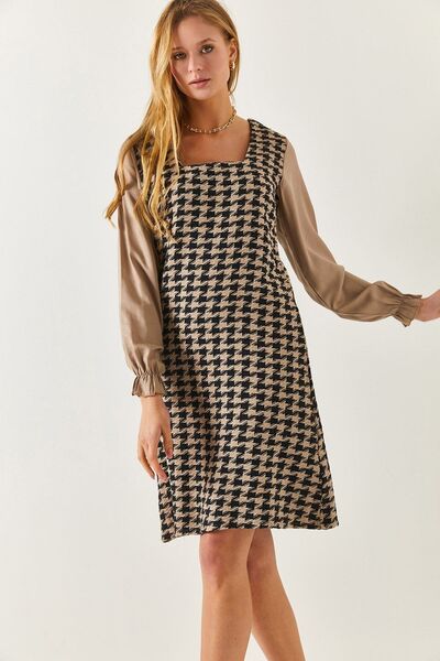 armonika Ženska bež Plaid Skuare Neck Long Sleeve Haljina