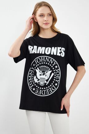 armonika Kad n Siyah Onu Ramones Yaz l Oversize T Shirt ARM 24Y024007 Fiyat Yorumlar Trendyol