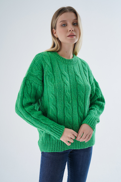 Trist Star سترة تريكو خضراء كبيرة الحجم - رقبة دائرية، شعر محبوك، صوف TRIST-6167