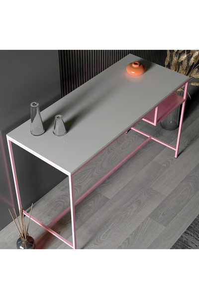 DAF Baraflan Çalışma Masası