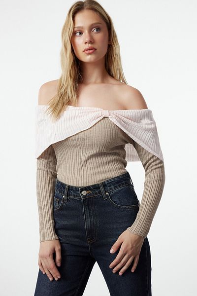 Trendyol Collection Pulover din tricot cu guler Carmen din nurcă TWOAW25KZ00170