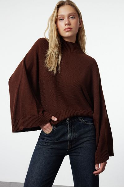 Trendyol Collection Barna széles szabású denevérujjú kötöttáru pulóver TWOAW23KZ01838