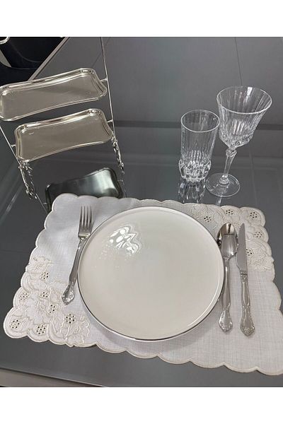 LİNDA MİA 2-Piece American Service Floral Hole Work Set