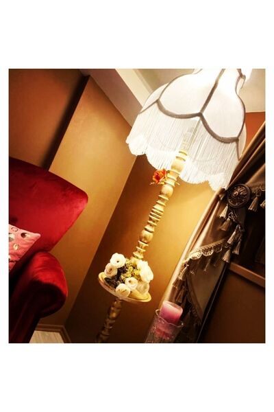 KcCollection Beyaz Vintage Sehpalı Lambader