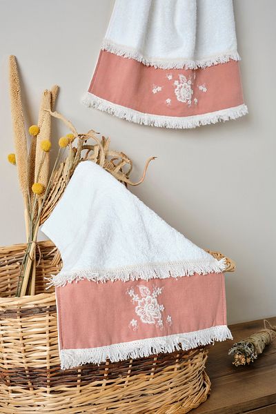 Nazik Home Πετσέτα Linea με σχέδιο λουλουδιών (30 x 50 cm)
