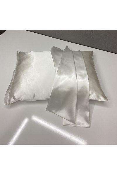 LILYUM Silk Satin Zippered Pillowcases 2 Pieces (50X70 cm)