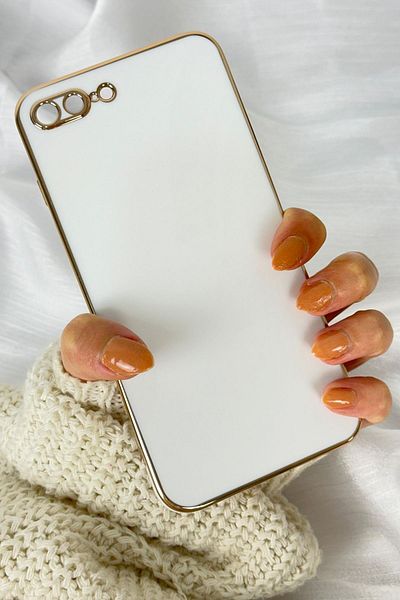 Vip Case حافظة ناعمة متوافقة مع هاتف Iphone 7 Plus و8 Plus مع حافة لامعة وتفاصيل ذهبية