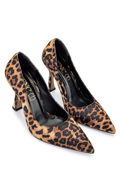 Tamer Tanca Pantofi stiletto de damă vegani cu model leopard